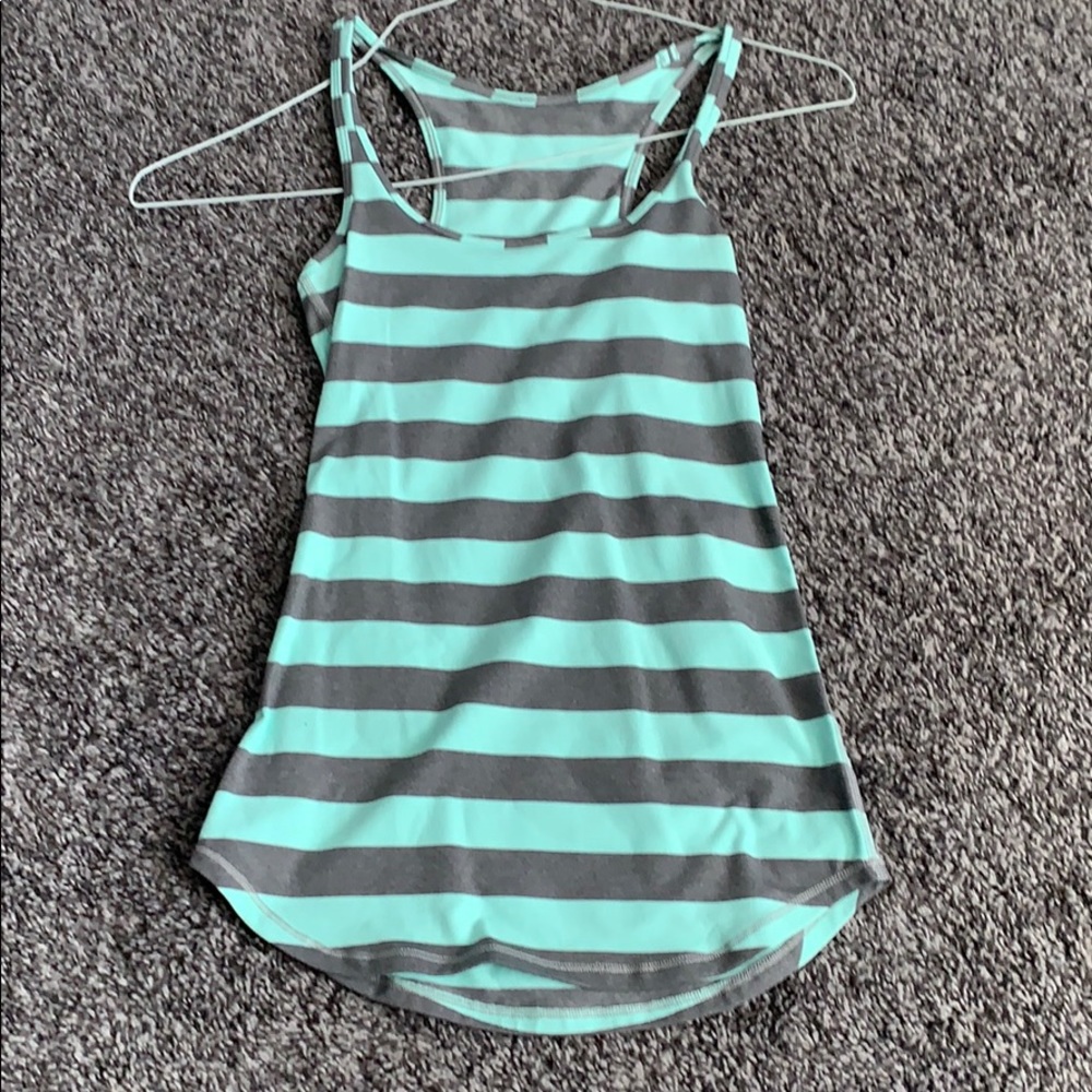 Lululemon tank top